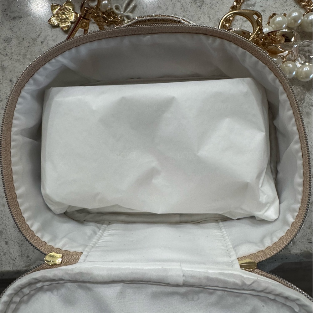 Custom Dior Gold Glitter Pouch Bag with gold strap + Dior Lip Set, Day Cream - Picture 9 of 11